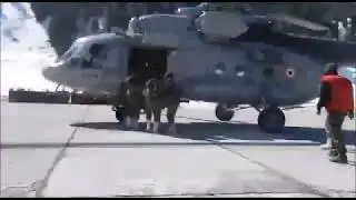 🇮🇳IND: The Indian Army rescued 150 people trapped in snow in Gurez.