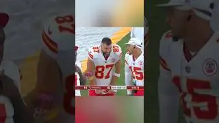 Patrick Mahomes making fun of Travis Kelce on the field...