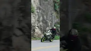 Give your RSV4 a new style with ARMYTRIX Weaponized Exhaust
