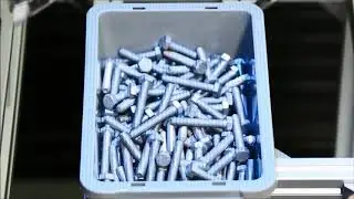 Bin picking of screws | KEYENCE RB Series 3D VGR