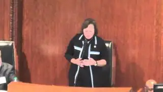 LA Democrat Party Gives AR Tracker A Standing Ovation