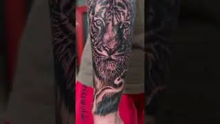 Tigers blood! #tattoo #tattoofun #tattooartist #deliveringjoy #lifeisbutadream #tattooer #art