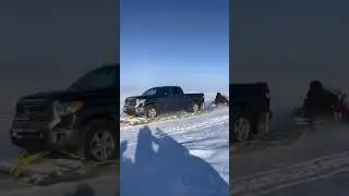 Towing Truck by Skidoo🦾💪🏾💪🏾 #truck #strong #snowmobile #ytshorts #viral #viralshortvideo