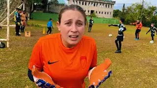 TREINEI COMO GOLEIRA PROFISSIONAL POR UM DIA 🧤