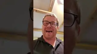 NERDY WHITE GUY RANTS!! MY LAPTOP BROKE!!
