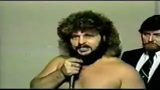 Motley Cruz Threatens Jumpin' Jeff Farmer