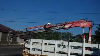 Fassi Hydraulic Knuckle Boom Crane Mounted Behind Cab On 2001 Chevrolet C3500 Stake Truck