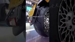 BGB red bull single swing arm wide tires automatic rising and lowering electric motorcycle