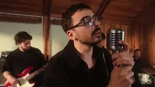 Hazar Altın - Bari (Live)