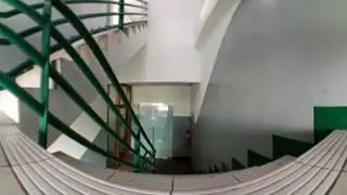 Liputan kamera 360 tangga kantor