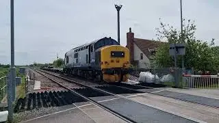 Nipped out for 37422 Doncaster West Yard to Motherwell, plus 66057 on Drax to Immingham at Haywood