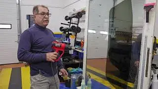 Усадка защитной пленки на заднем стекле на отслаивающейся панели