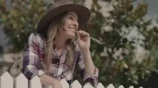 Aussie Farmers Direct Tractor Mum WW freshbox and Simple & Fresh Dinnerbox - 60 sec