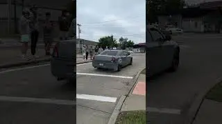 Epic Burnout! Chrysler 300? 😎 Cars leaving car show