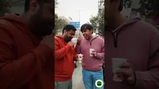 Yeh hai @AayushSapra  ka Fav Food | Delhi Street Food | Veggie Paaji #foodshorts #streetfood