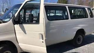 1995 Ford Club Wagon 15 Passenger Van