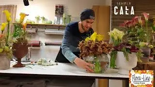 4 Vasen gefüllt Calla im Mittelpunkt - Dekoideen vom Blumenmann