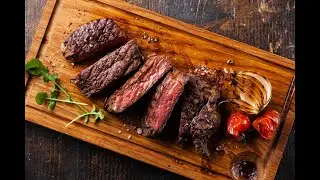 CARNE  ACEM, NO FORNO CONVENCIONAL, MACIA COM CHEIRINHO DE CHURRASCO.