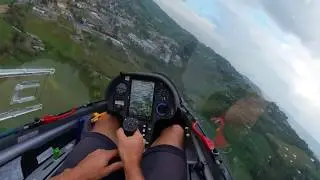 Посадка одноместного планера LS8-e neo во время дождя!