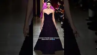 The uncut look of #kendalljenner  in Oscar&rsquo;s Ice Queen Armor 2015💎❄️ #oscardelarenta #catwalk