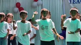 Class 4 dancing
