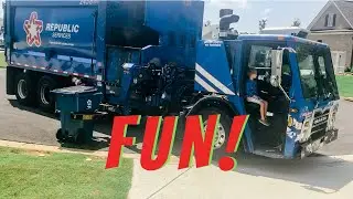 Side Loader Garbage Truck, Republic Services [KIDS VIDEO]