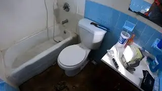 SLUMLORD BATHROOM | 3 DAY REMODEL