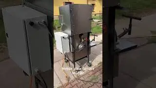 Mobile glass furnace MGF30 for glassmakers.