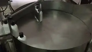 Bottles screw capping induct sealer with bottles collection turntable for USA customer