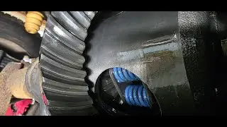 Проверка дифференциала Chevrolet Silverado 2003 года выпуска.