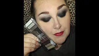 Basic Beginner Smokey Eyes using TCW Ultimate Blockbuster Kit!!