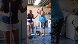 Ele entende tudo errado, não faz nada direito 😬🙄🤦 #humor #memes #engracado #rir #come #comedia