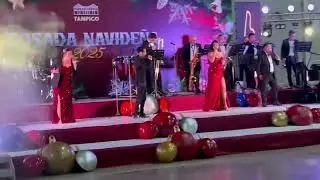 ALL I WANT FOR CHRISTMAS IS YOU cantada por YUNUEN en Consorcio Estilo Latino