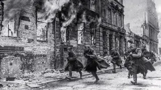 Солдаты, запертые в тылу врага на несколько месяцев | Истории выживания во Второй мировой войне
