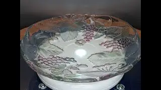 A247  Vintage Soga Japanese Glass Serving Plate &ldquo;Berries and Leaves&rdquo; Studio Nova