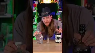 Я добавил ром Kraken и водку Crystal Head в шот.
