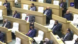 !نواب يتلعثمون ويخطئون بأداء القسم في أولى جلساتهم  بين لفظ 