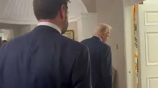 JD Vance first time seeing the Oval Office with Donald Trump | Inside Trump's White House