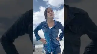 Daniela se quiere tirar a la piscina 🏊&zwj;♀️
