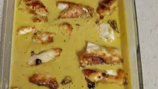 Paneer envelope in saffron gravy