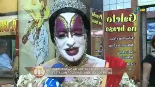 Adriana Bombom curte festa com Rogéria e Isabelita dos Patins
