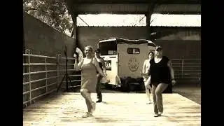 KINGSTON TOWN   Linedance