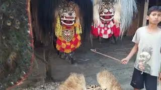 Melihat lebih dekat Koleksi Barongan dan Reog MasEko Channel