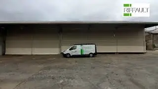 Rideaux ou filets brise-vent pour fermetures de b&acirc;timents agricoles