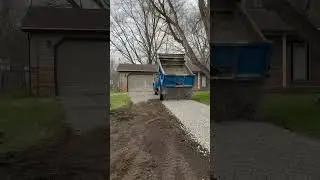 Stone driveway tailgating #dumptruck #stone #satisfying #satisfyingvideo #satisfyingvideos