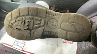 Замена подошвы на моих ботинках Redback Slip On с помощью подошвы Vibram Christy