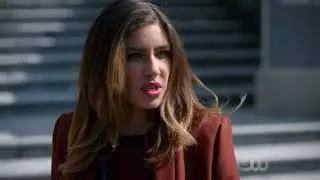 Arrow 6x21/Curtis, Dinah and Rene talk/Diez has Rene daughter/Oliver talks to his lawyer