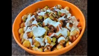 @jubja1944 Makhana chat Indian fastfood families enjoy - garnish with homemade curd & imli pickles