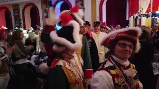 Einzug der Eskorte der Mainzer Ranzengarde