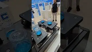 Наглядный пример как подушки сглаживают разные импульсные и частоту вибрации. Выставка Bauma 2025